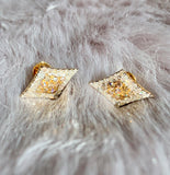 18K Daisy Diamond Studs